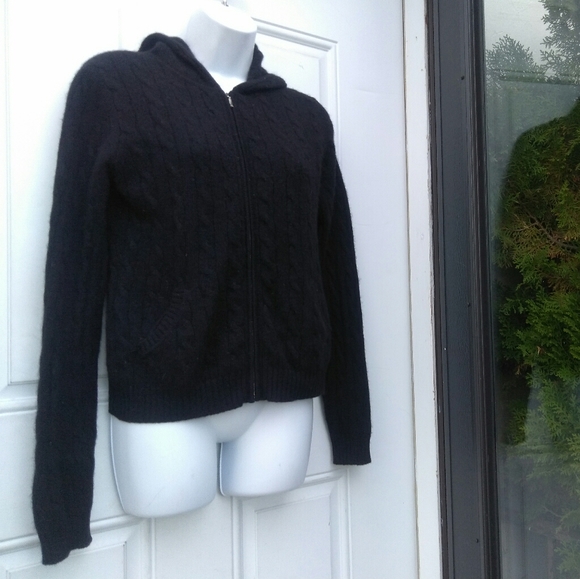 LXRI Cable Knit Hooded Sweater - Picture 5 of 7